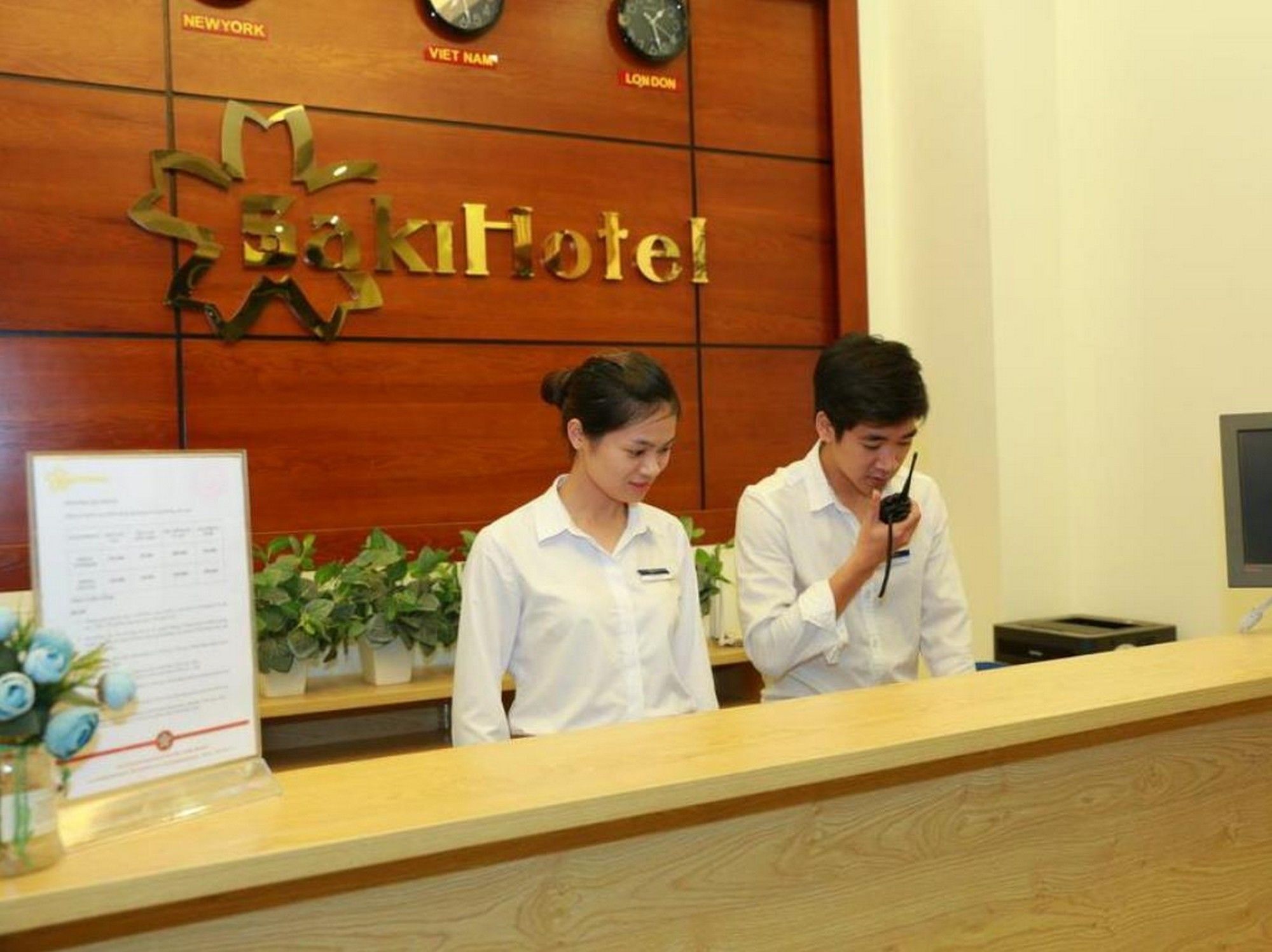 Oyo 210 Saki Hotel Hanoi Exterior foto
